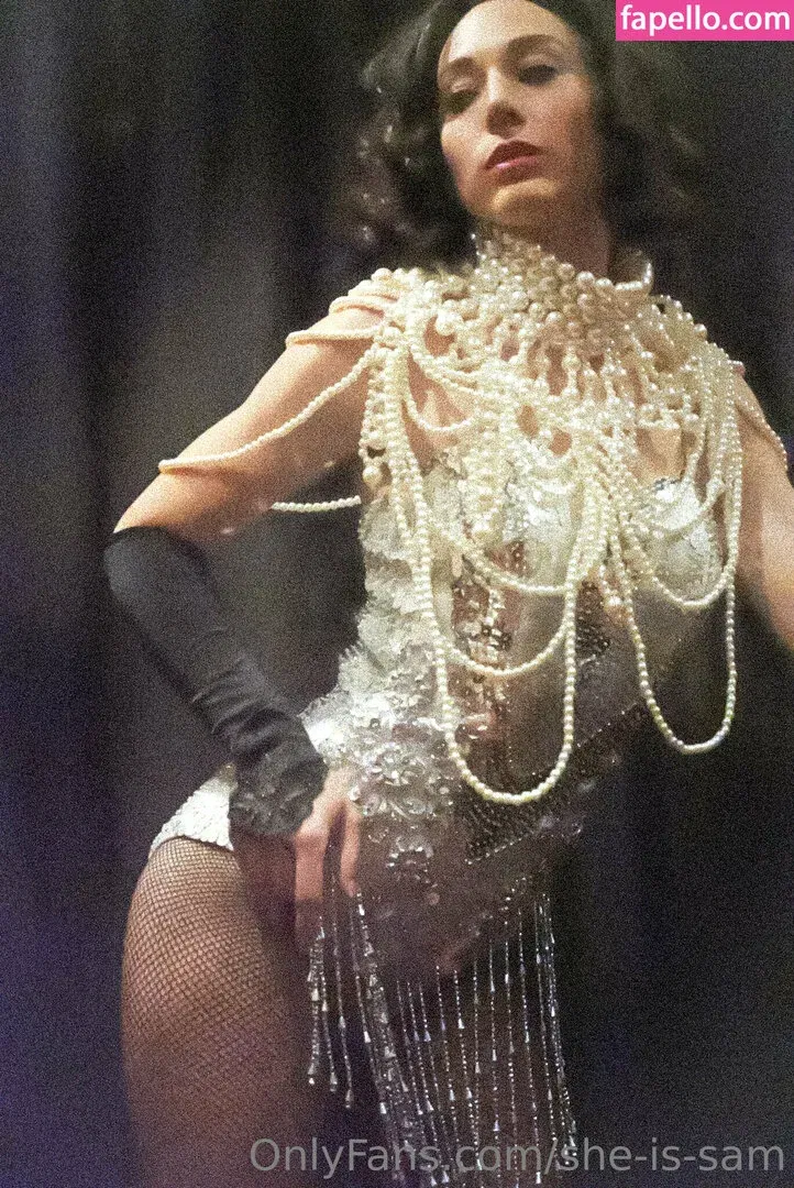 she-is-sam Onlyfans Photo Gallery 