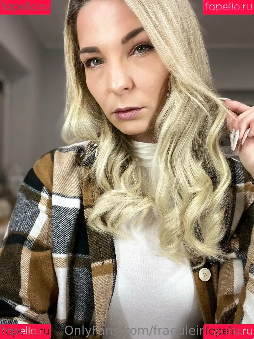 Fräulein_Aurora Onlyfans Photo Gallery 