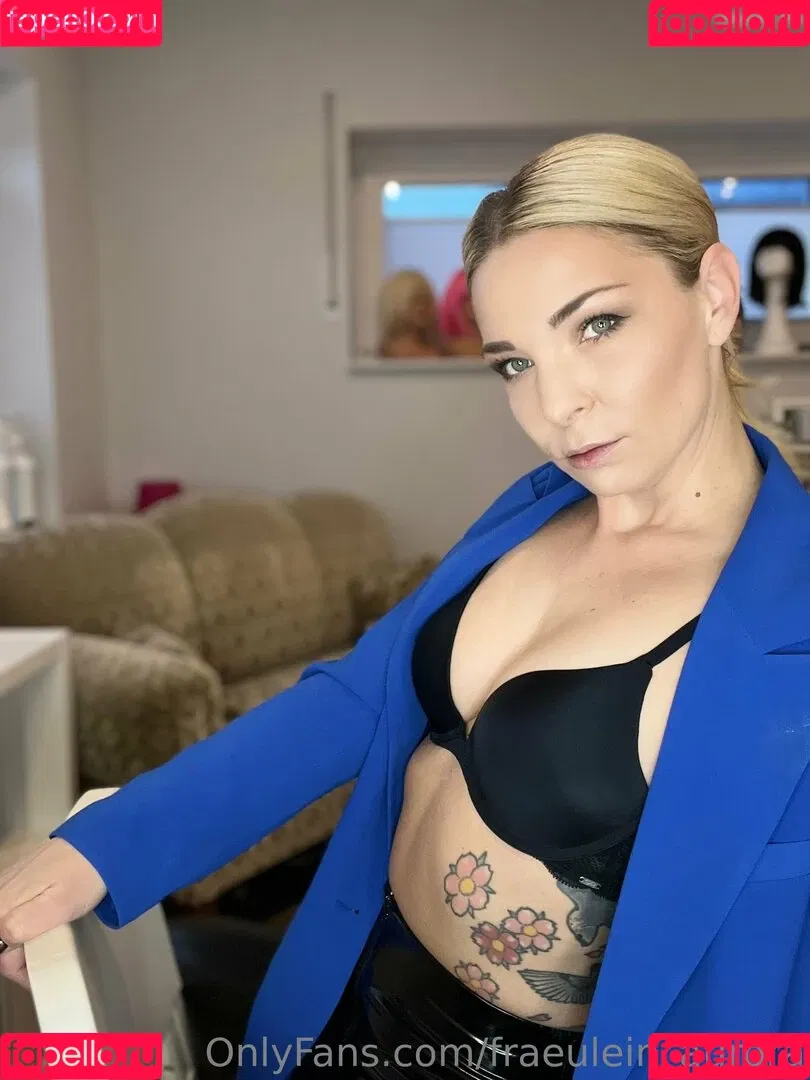 Fräulein_Aurora Onlyfans Photo Gallery 
