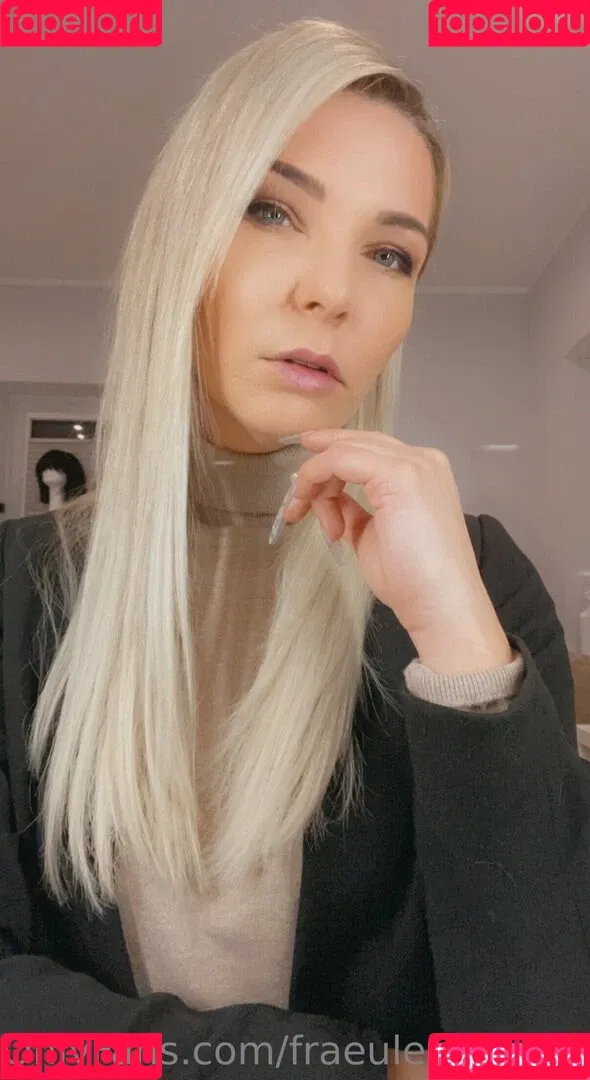Fräulein_Aurora Onlyfans Photo Gallery 