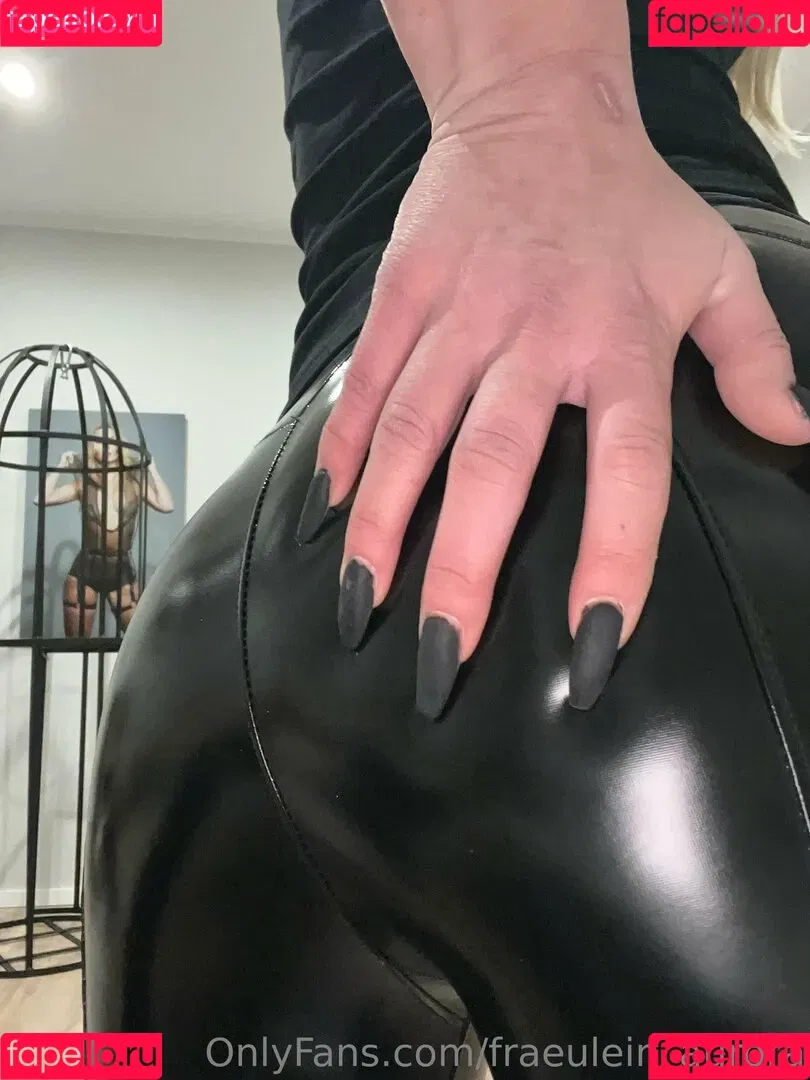 Fräulein_Aurora Onlyfans Photo Gallery 