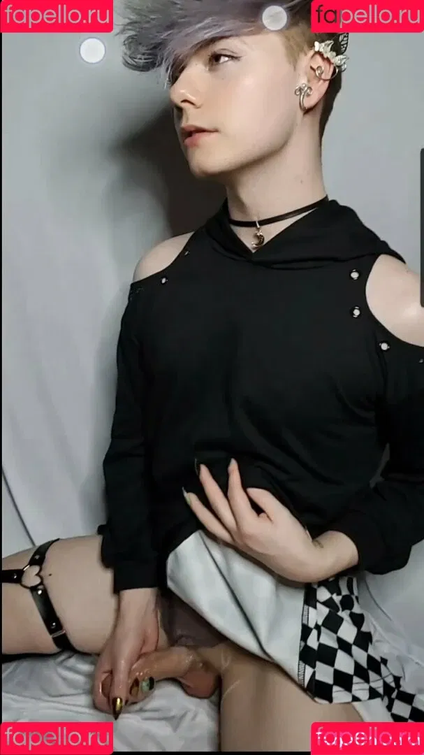 iazurey Onlyfans Photo Gallery 