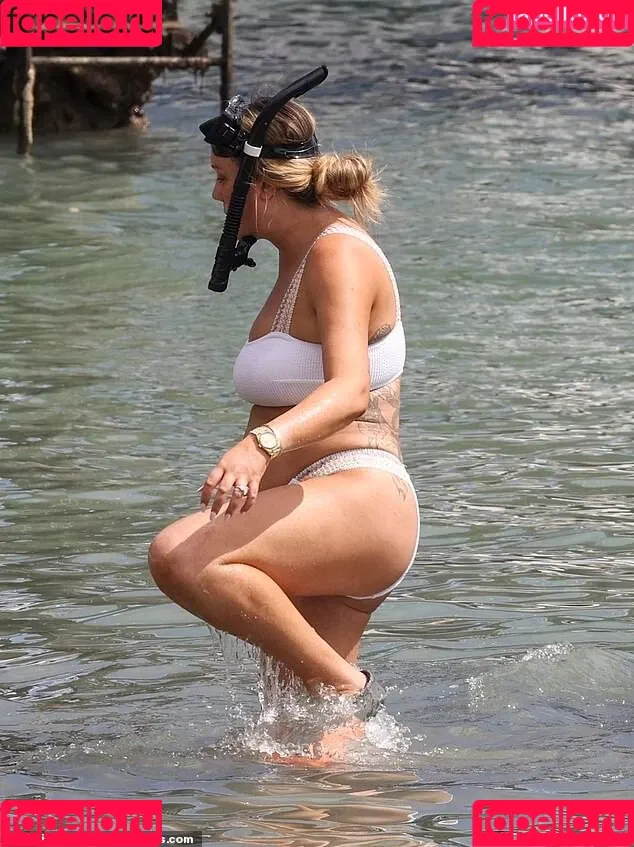 Charlotte Crosby Onlyfans Photo Gallery 