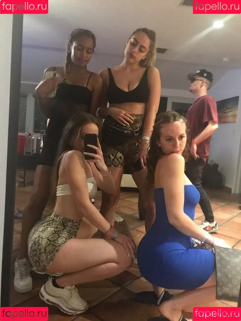 Ashley Hansen Onlyfans Photo Gallery 