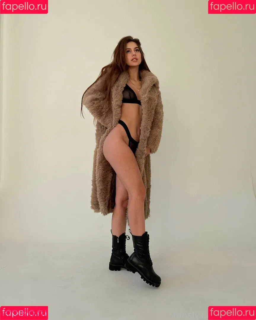 ARi_pb Onlyfans Photo Gallery 