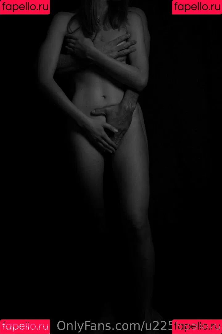 u225835448 Onlyfans Photo Gallery 