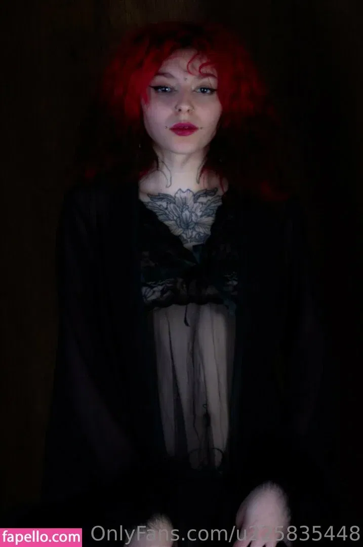 u225835448 Onlyfans Photo Gallery 