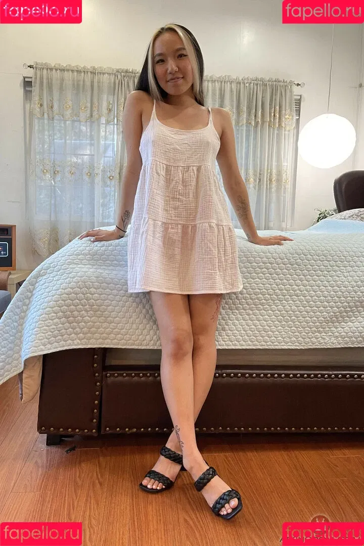 Asia Lee Onlyfans Photo Gallery 