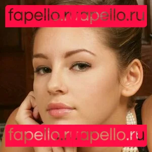 Keeley Hazell Onlyfans Photo Gallery 