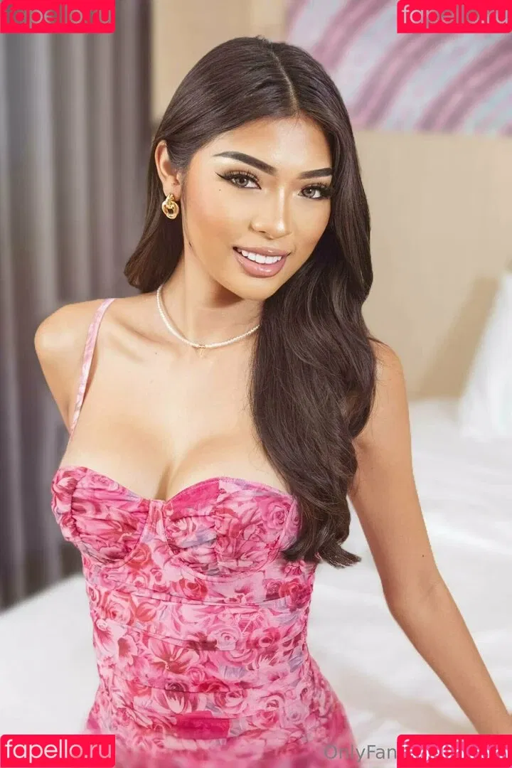 lilysg Onlyfans Photo Gallery 