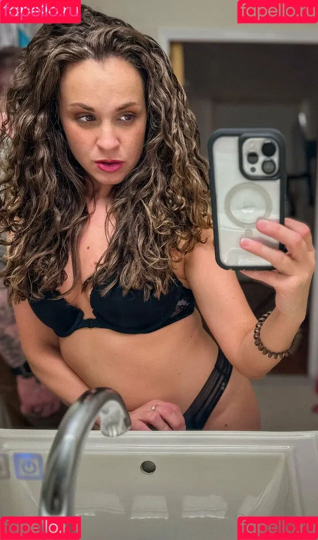hotwifegrace.2 Onlyfans Photo Gallery 