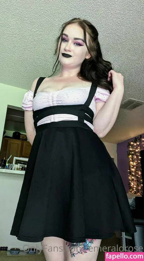 emeraldrose Onlyfans Photo Gallery 