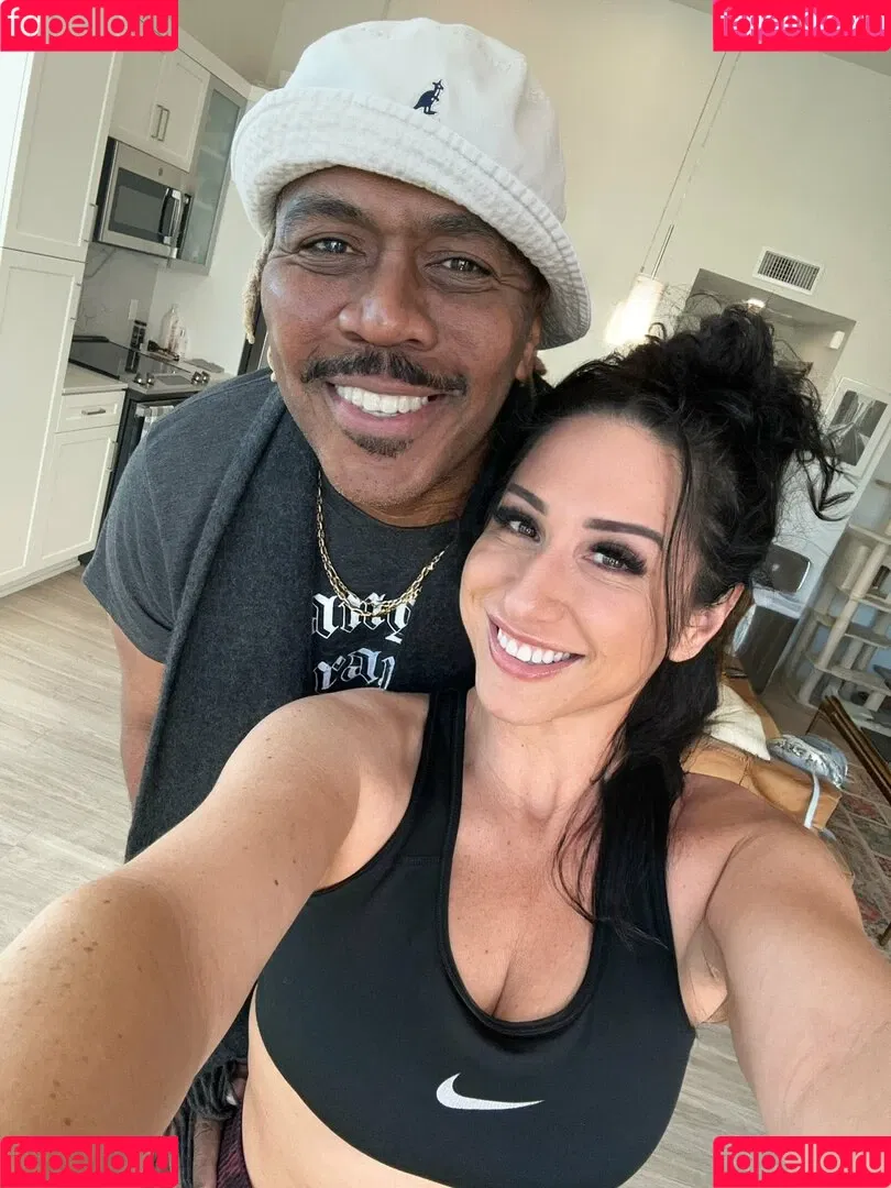 Vanessa Blake Onlyfans Photo Gallery 