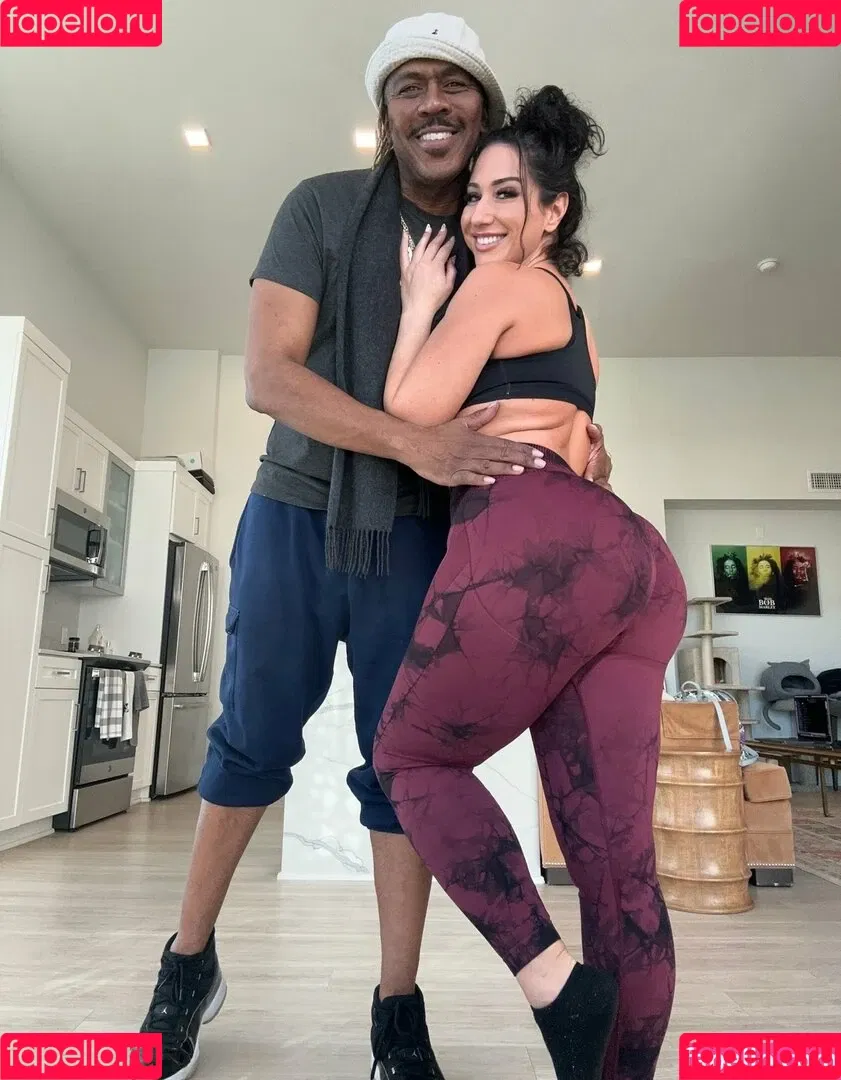 Vanessa Blake Onlyfans Photo Gallery 