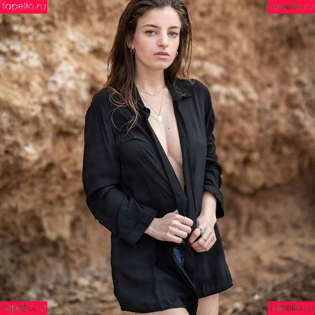 Noga Etin Onlyfans Photo Gallery 