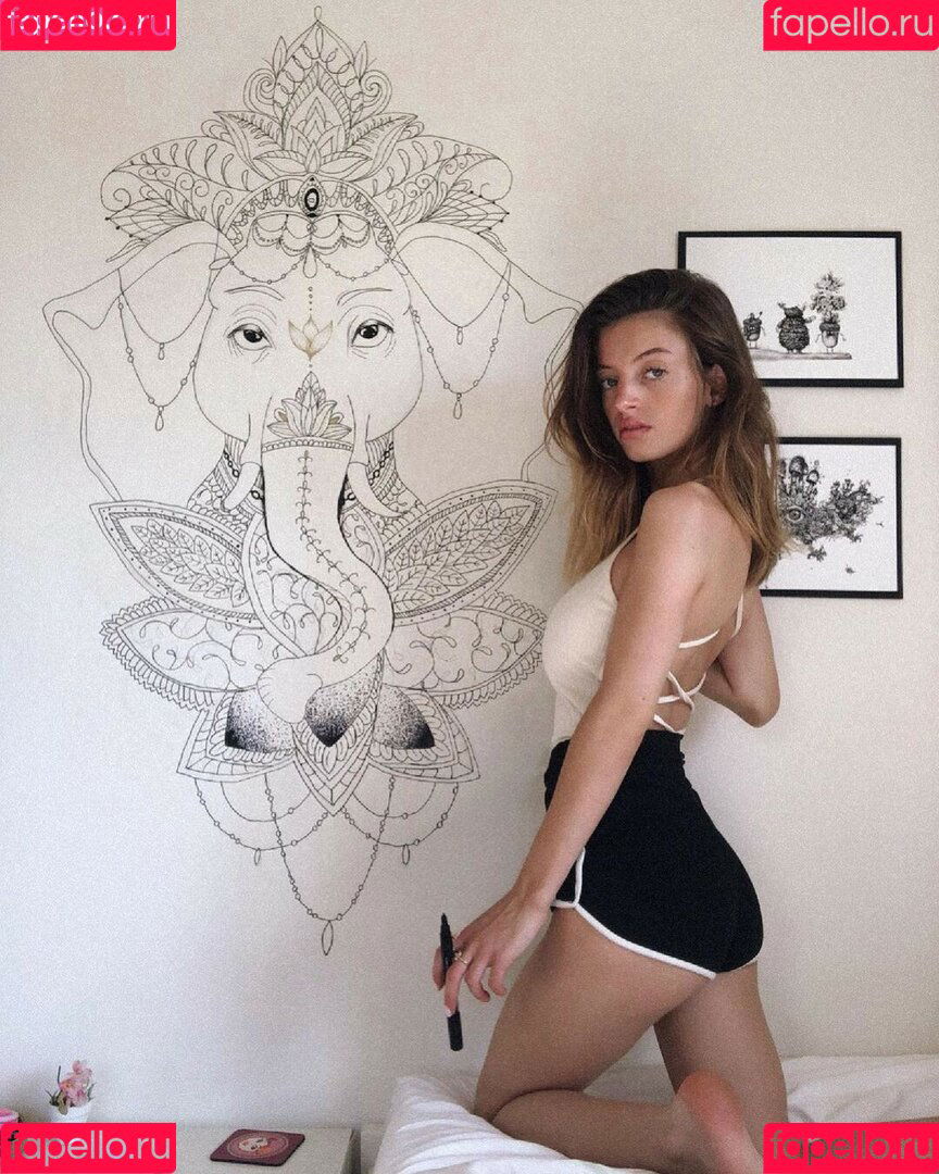 Noga Etin Onlyfans Photo Gallery 