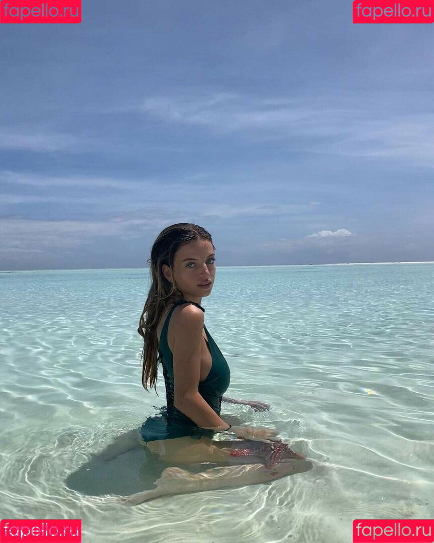 Noga Etin Onlyfans Photo Gallery 