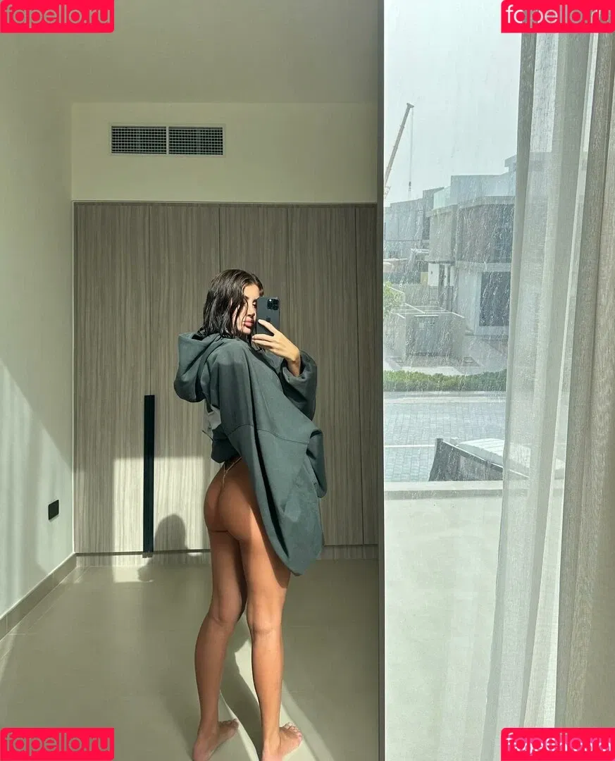 Alina.garage Onlyfans Photo Gallery 