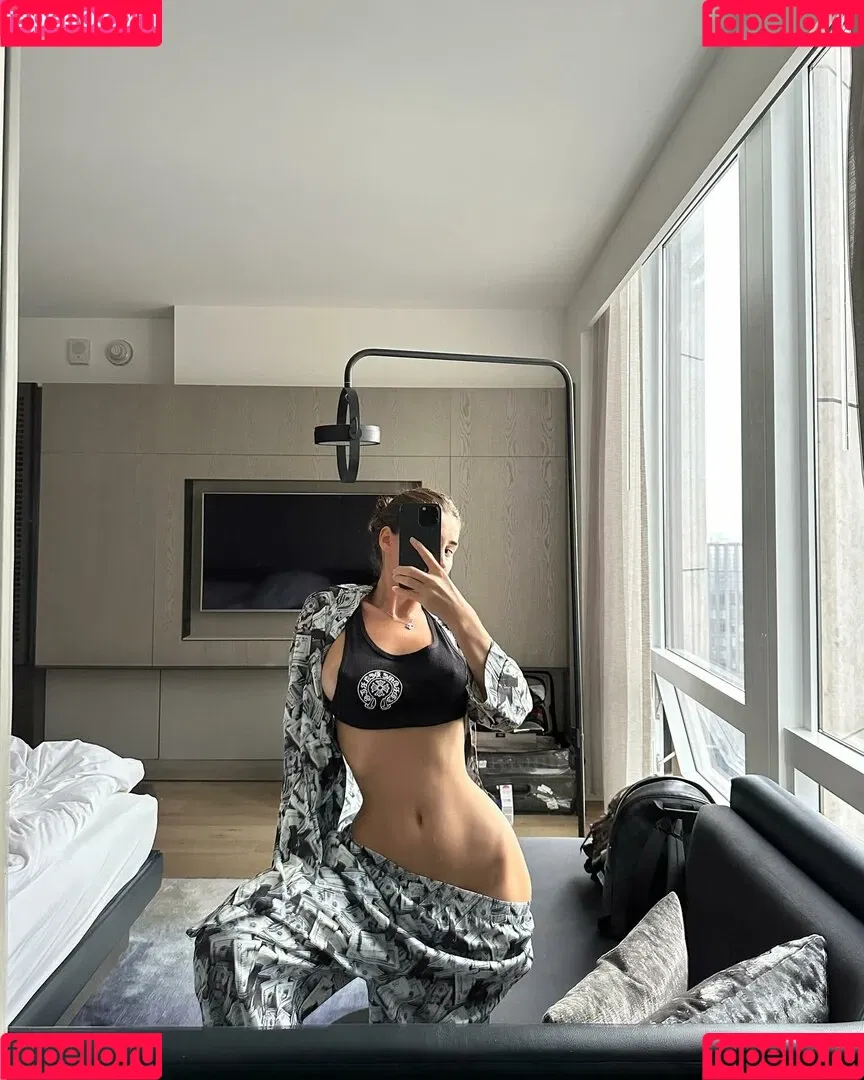 Alina.garage Onlyfans Photo Gallery 
