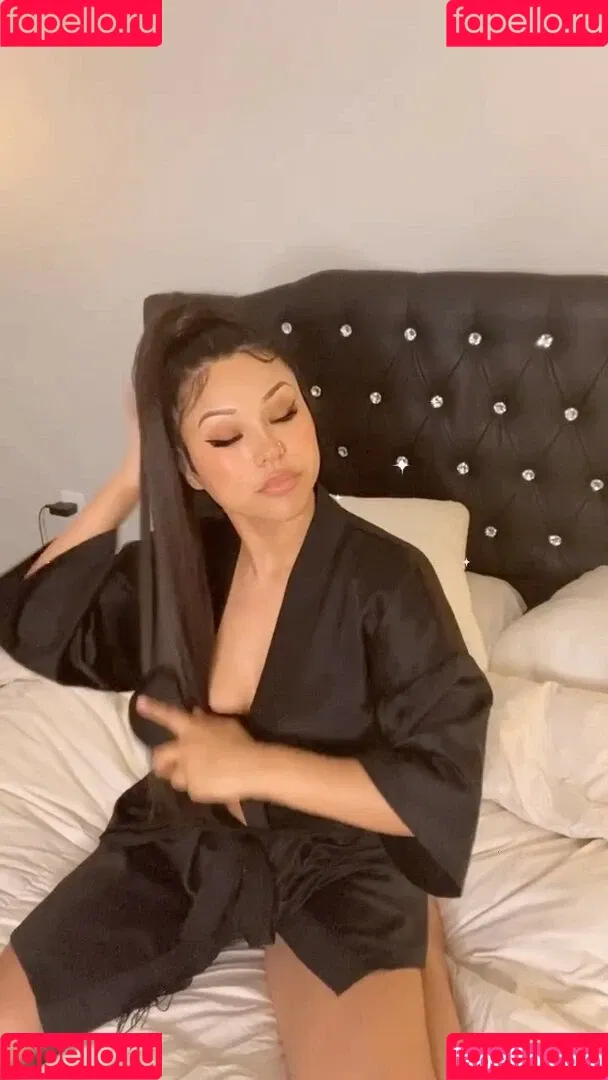 Alisa Nouchi Onlyfans Photo Gallery 