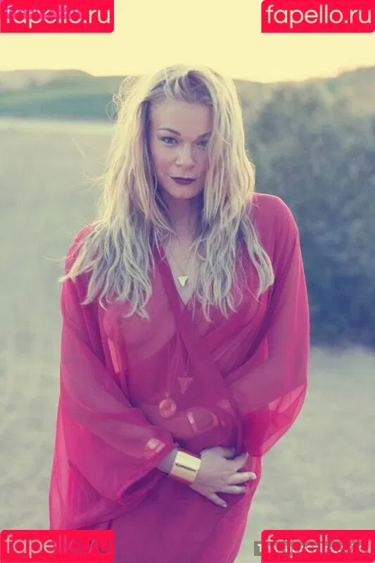 Leann Rimes Onlyfans Photo Gallery 