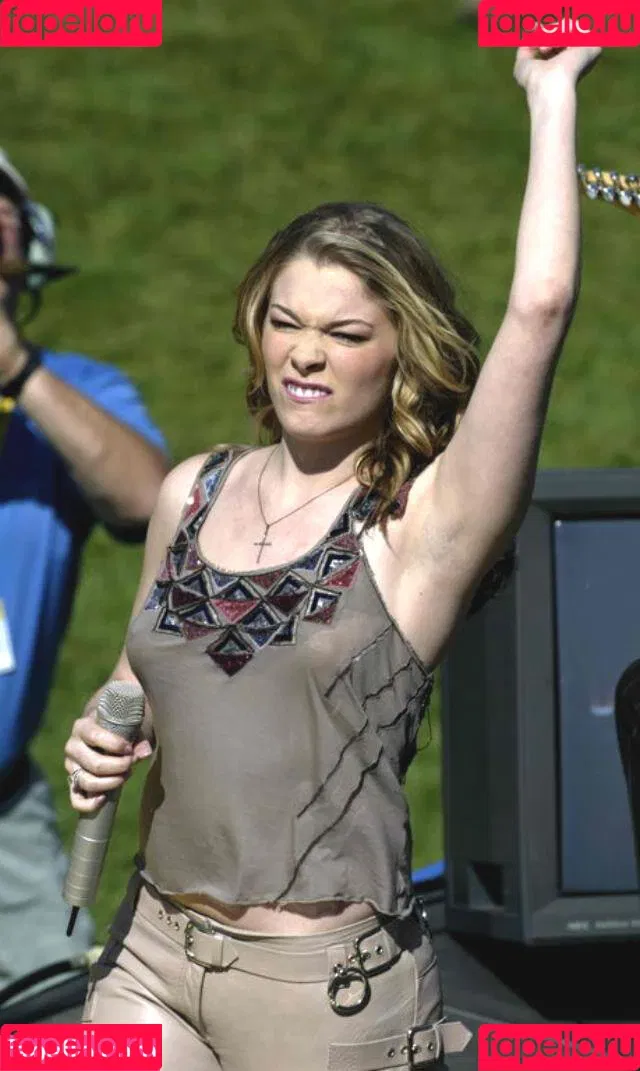 Leann Rimes Onlyfans Photo Gallery 