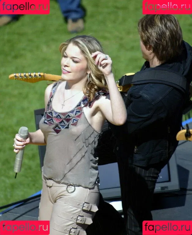 Leann Rimes Onlyfans Photo Gallery 