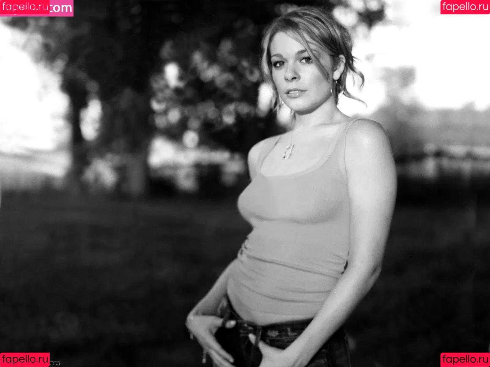 Leann Rimes Onlyfans Photo Gallery 
