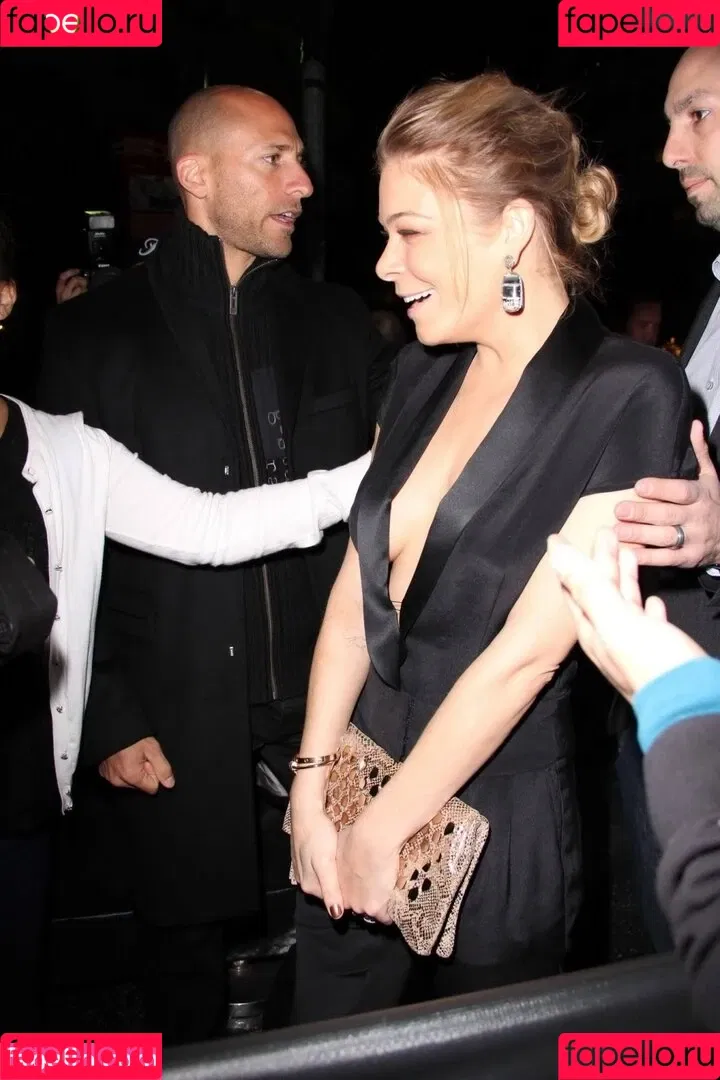 Leann Rimes Onlyfans Photo Gallery 