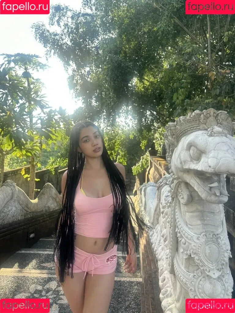 Mayuri Onlyfans Photo Gallery 