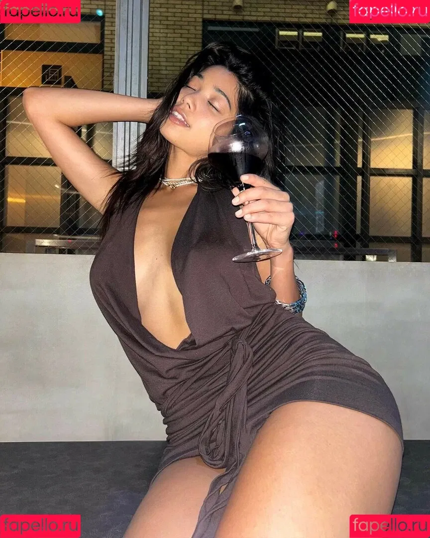 Mayuri Onlyfans Photo Gallery 