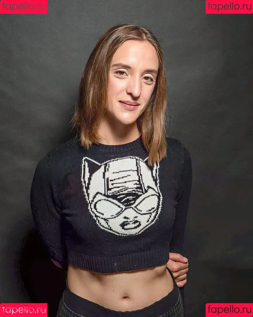 Ashley Victoria Robinson Onlyfans Photo Gallery 