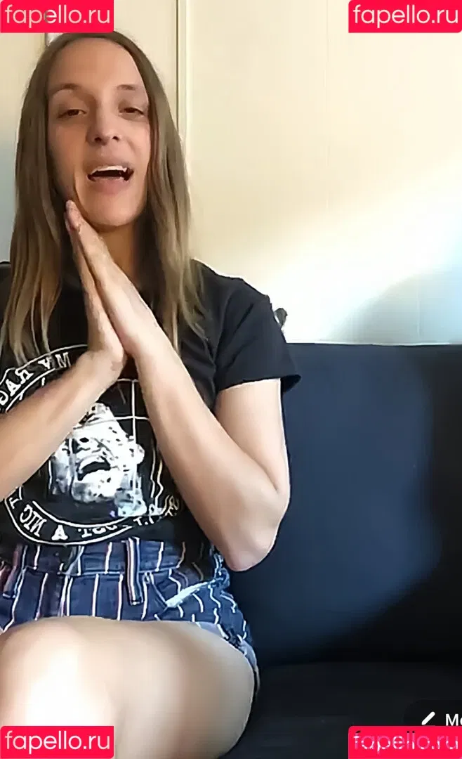 Ashley Victoria Robinson Onlyfans Photo Gallery 
