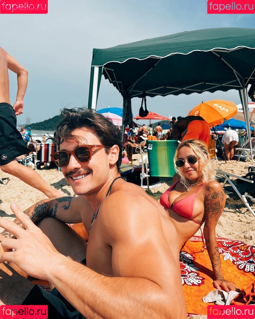 Yara Lore Onlyfans Photo Gallery 