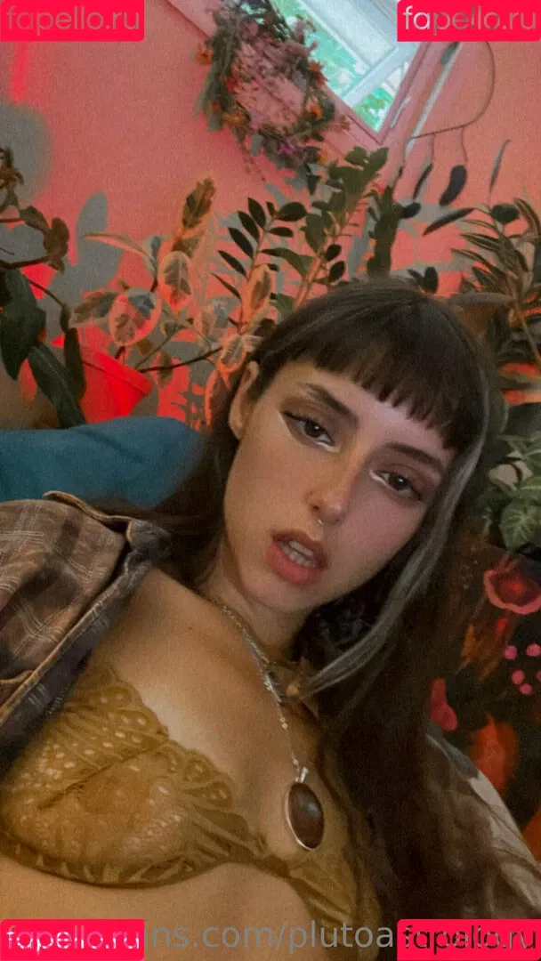 plutoastrology Onlyfans Photo Gallery 