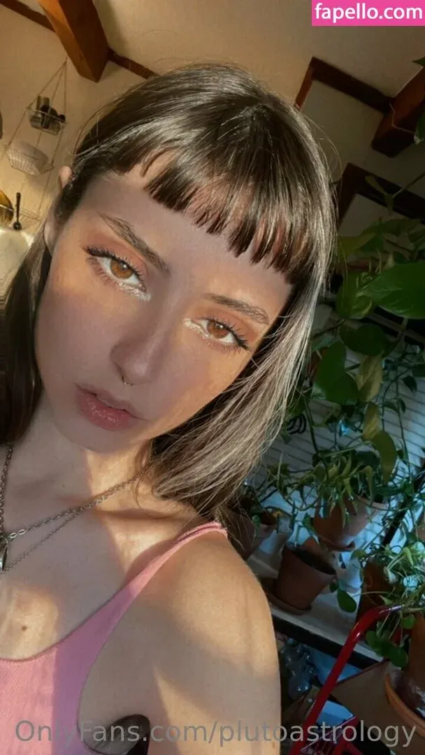 plutoastrology Onlyfans Photo Gallery 