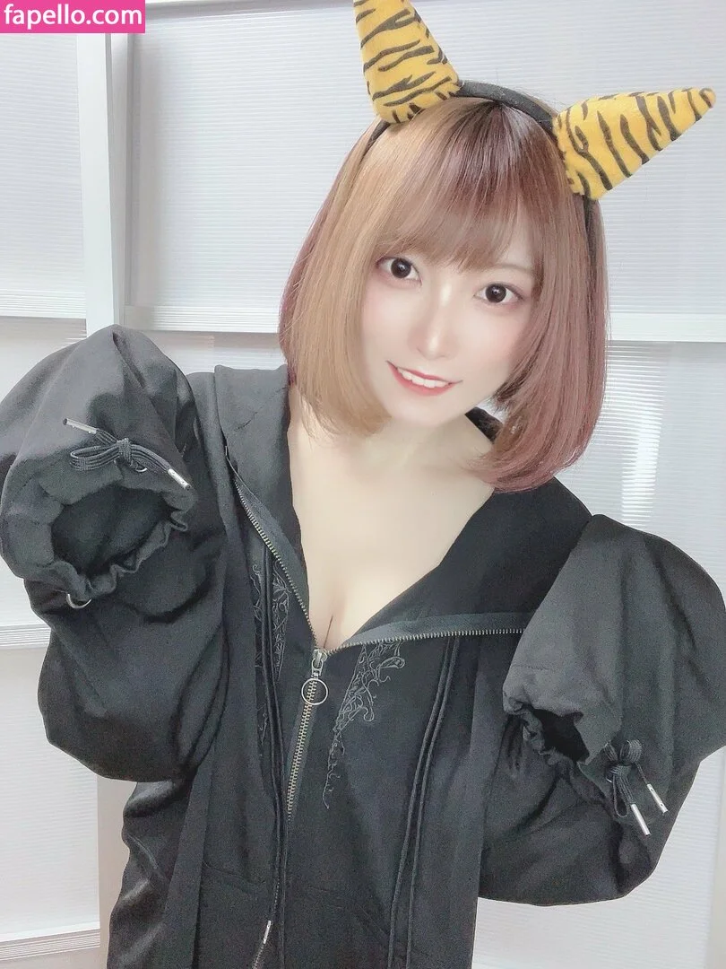 Yamabuki Ryou Onlyfans Photo Gallery 