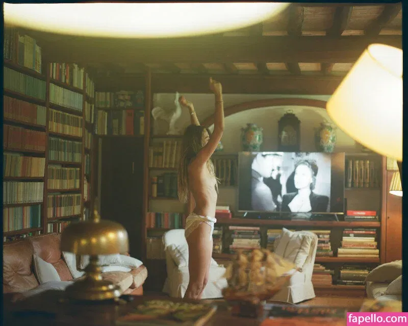 beyondthepinesmagazine Onlyfans Photo Gallery 