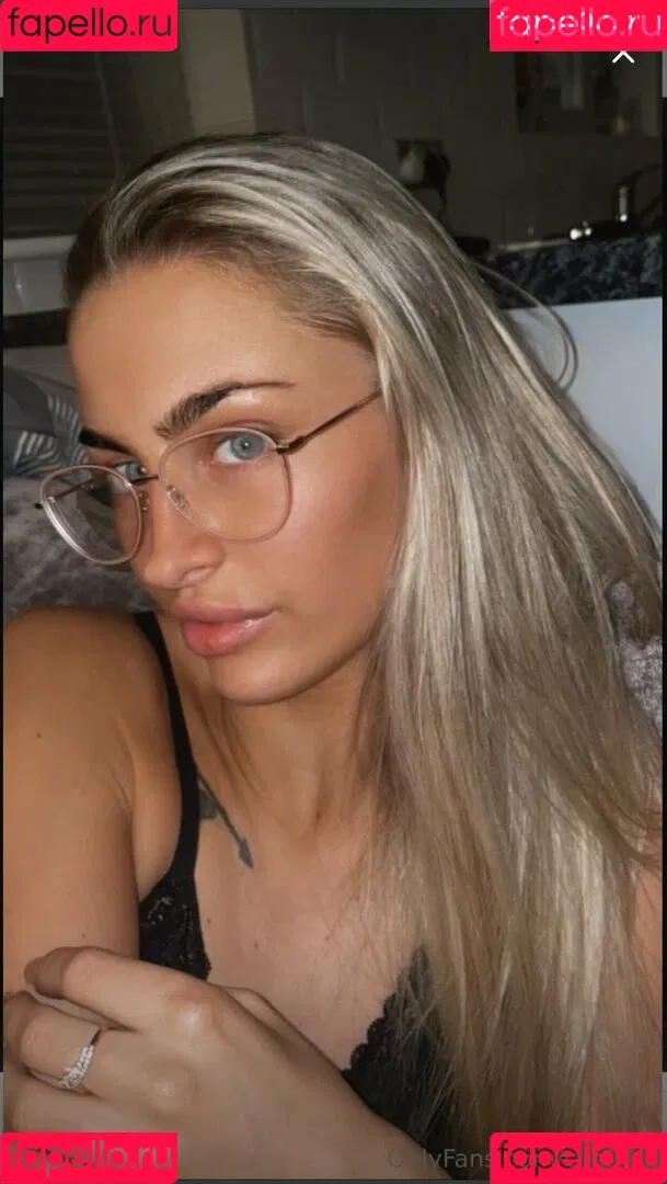 cbelxox Onlyfans Photo Gallery 