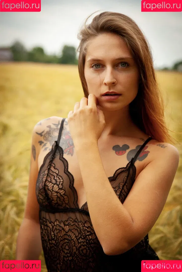 hi.iam.sara Onlyfans Photo Gallery 