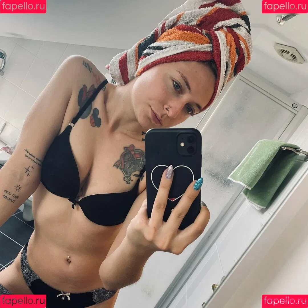 hi.iam.sara Onlyfans Photo Gallery 