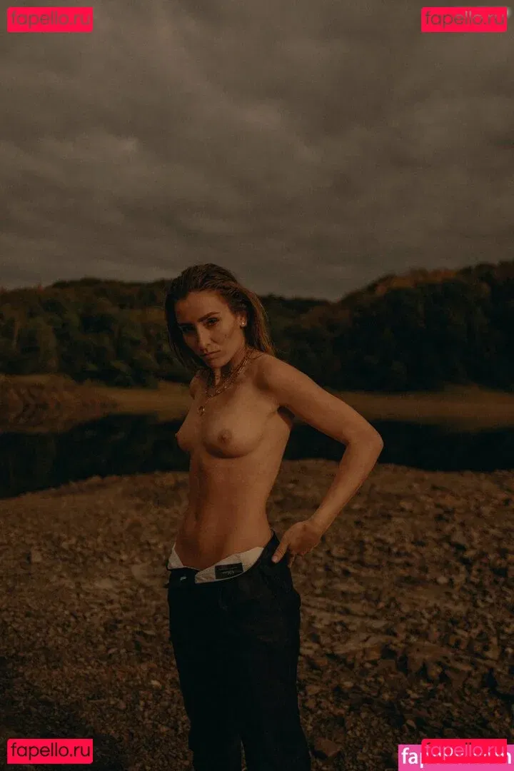 hi.iam.sara Onlyfans Photo Gallery 