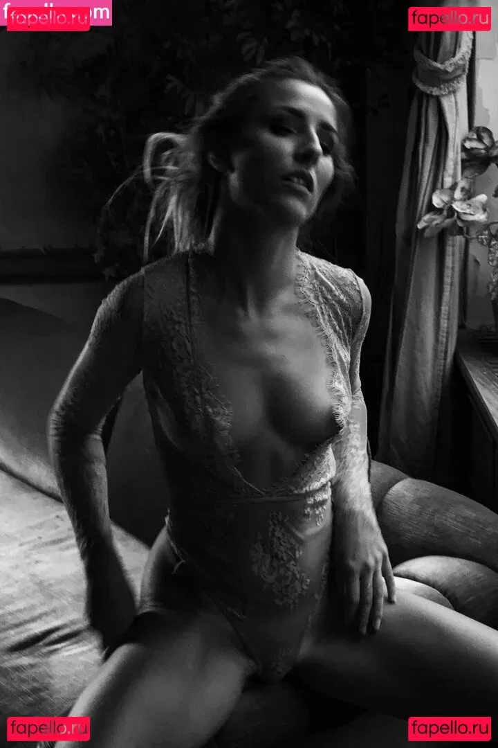 hi.iam.sara Onlyfans Photo Gallery 