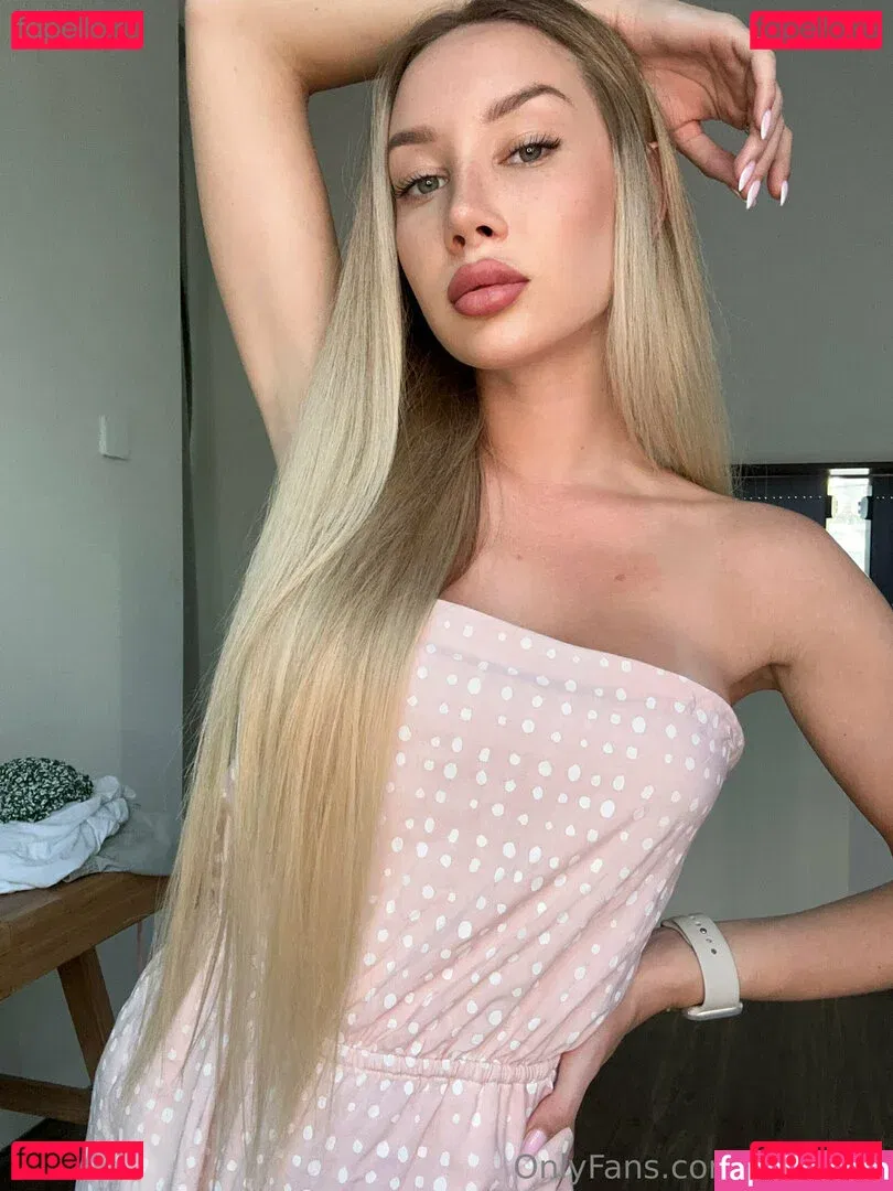 Nancy Onlyfans Photo Gallery 