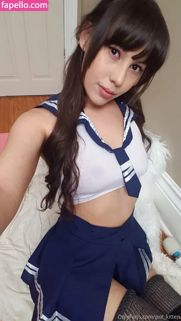 Pot Kitten Onlyfans Photo Gallery 