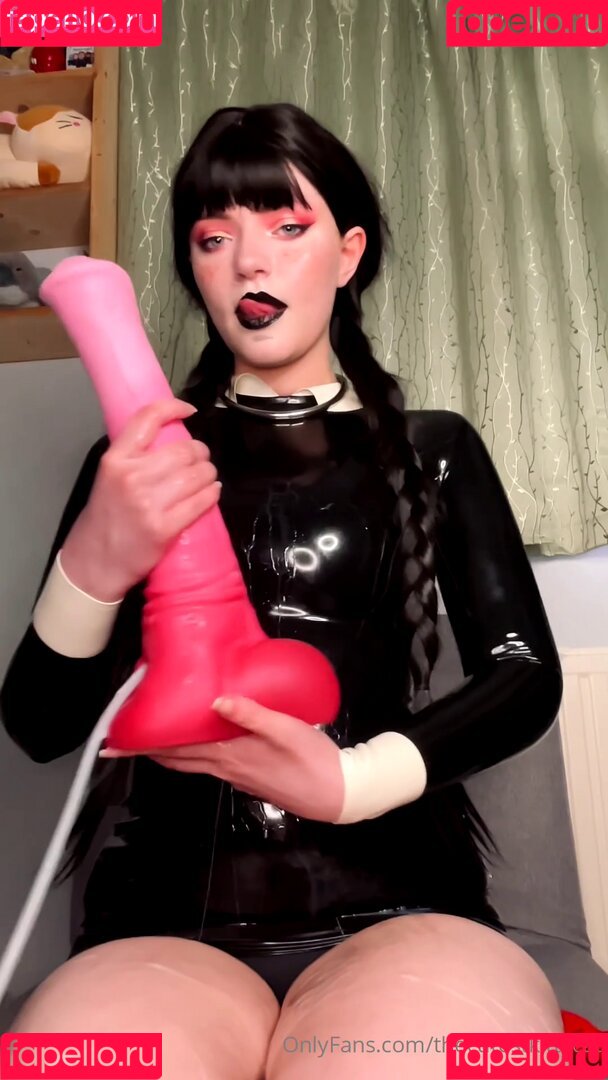 Misty Silver Onlyfans Photo Gallery 