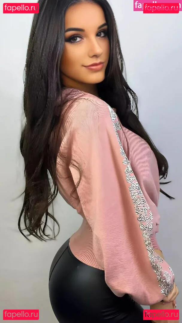 Sharina Onlyfans Photo Gallery 