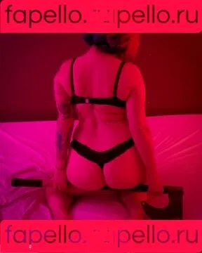 CharlotteAxes Onlyfans Photo Gallery 