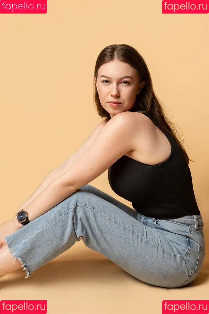 Stephanie Cox Onlyfans Photo Gallery 