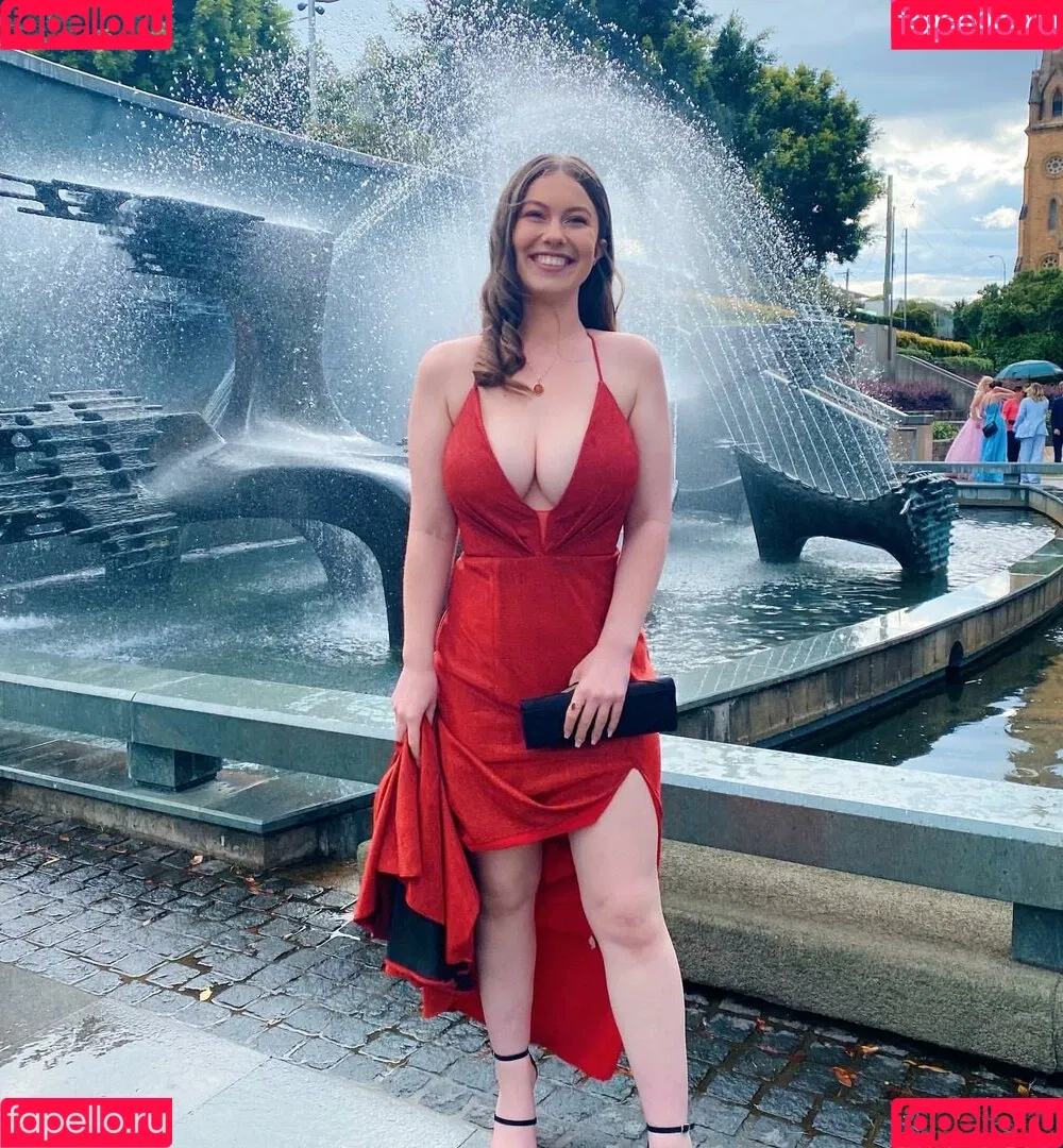 Stephanie Cox Onlyfans Photo Gallery 